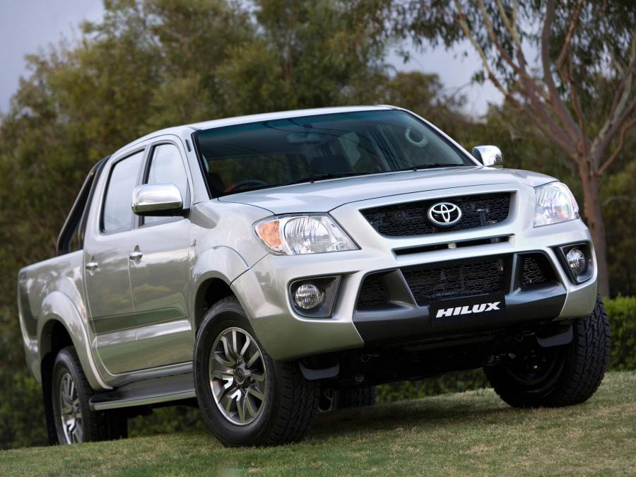  Toyota Hilux by TRD 2008 года  (фото 7 из 17)
